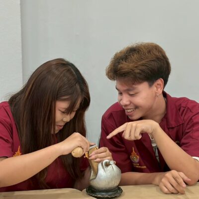 โครงการ “งานแกะลายกรอบพระเบื้องต้น”